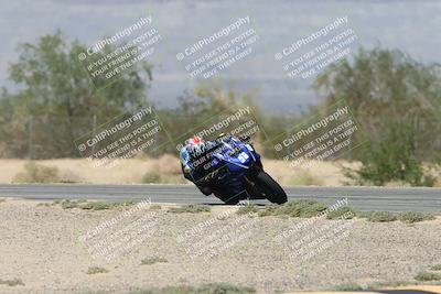 media/Oct-02-2025-Racers Edge (Thu) [[2c91cb6ab3]]/2-A Group/Session 3-Turn 7 (1130am)/